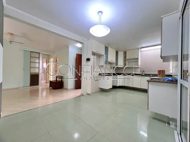 Casa com 2 quartos em condominio para alugar em Butiatuvinha, Curitiba - PR | Confiancce I