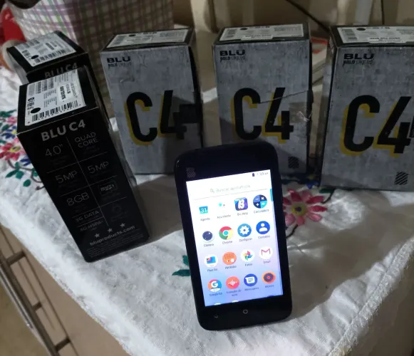 Celular Blu c4