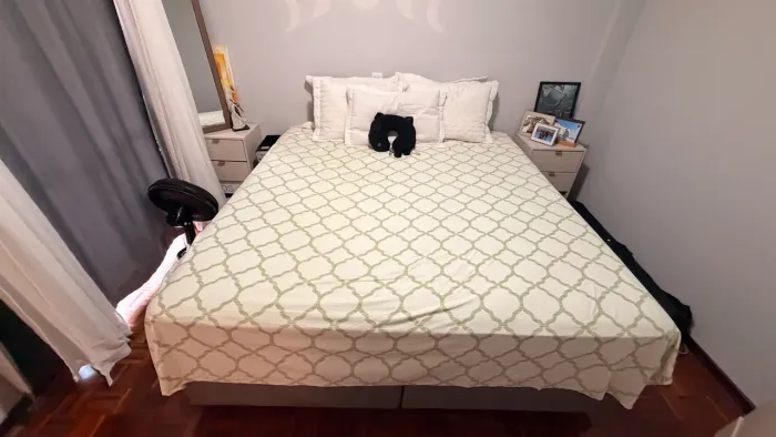 Cama King Simons 2,03m x 1,93m