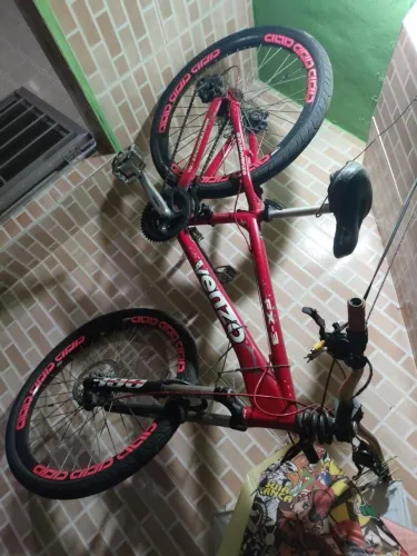 Bicicleta Venzu aro 26