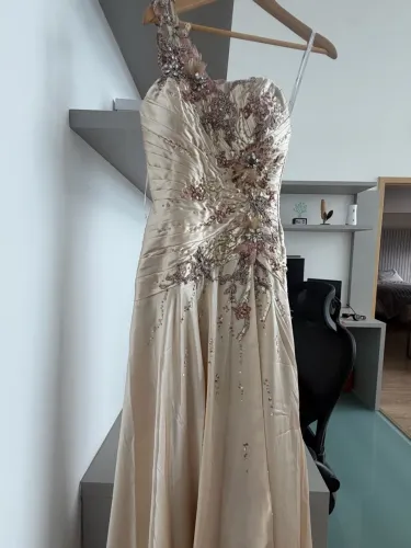 VESTIDO TONY BOWLS 