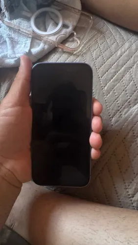 Vende-se iPhone 16
