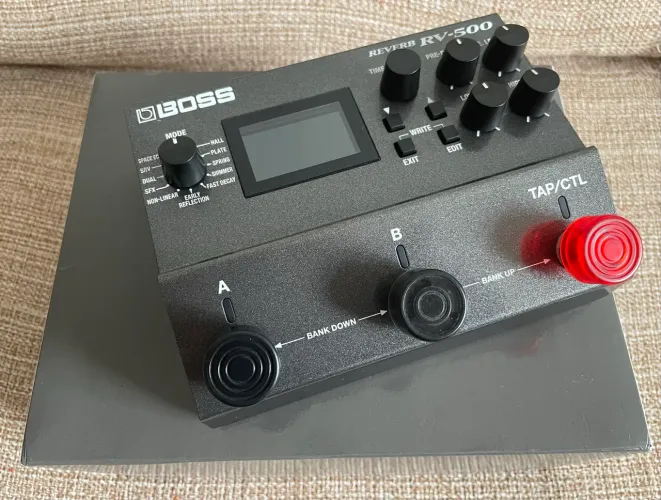 Reverb Boss RV-500