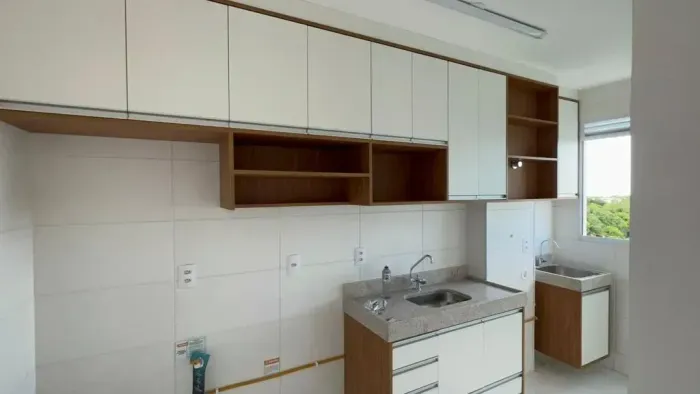Imóvel para aluguel e venda possui 45 metros quadrados com 2 quartos
