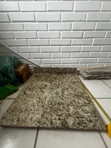 bancada auxiliar pedra granito