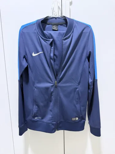 Agasalho Nike