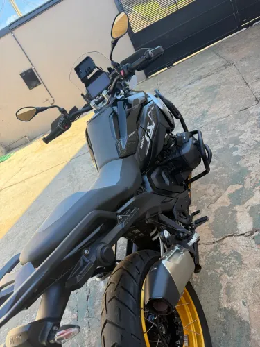 Vendo GS 1300R Triplo Black 2024