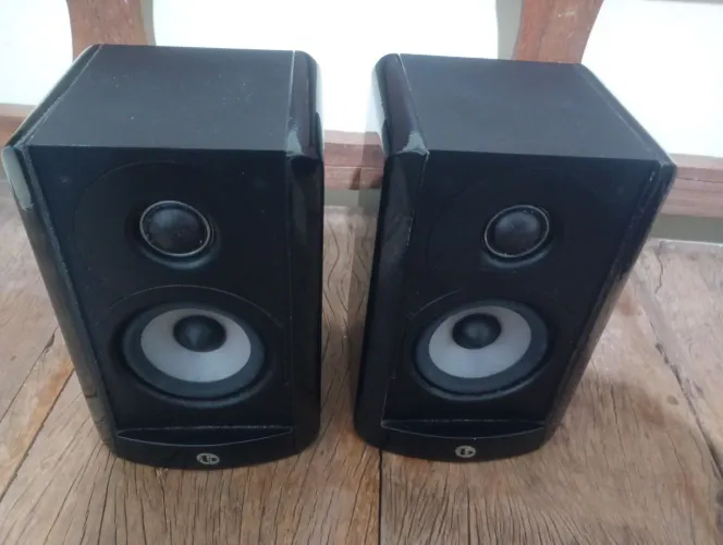 Caixas bookshelf Boston Acoustics A23 