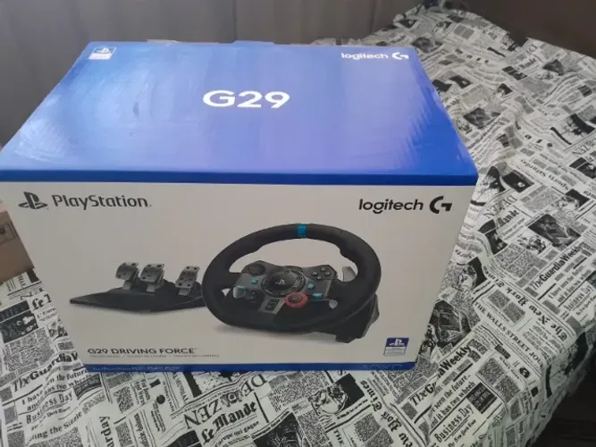 volante logitech g29 com 2 anos e 4 meses de garantia de loja fisica
