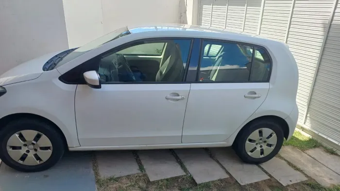 Volkswagen Up! Take 1.0 Total Flex 12V 5P 2015