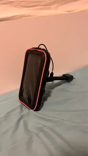 Suporte para celular com USB a prova dágua