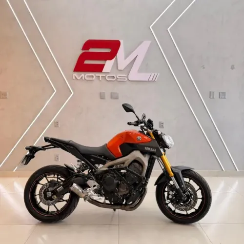Yamaha MT09 ABS 2015/2015 (Financiamento Bancário)