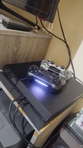 PS4 FAT USADO FUNCIONANDO PERFEITAMENTE (SOMENTE PIX A VISTA)
