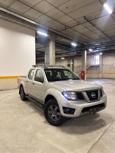 Nissan Frontier SV At.cd 4X4 2.5 TB Diesel Mec. 2013