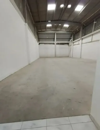 GALPÃO 450m² EM BOA VIAGEM ÓTIMA LOCALIZAÇÃO E PRONTO PARA SUA EMPRESA!