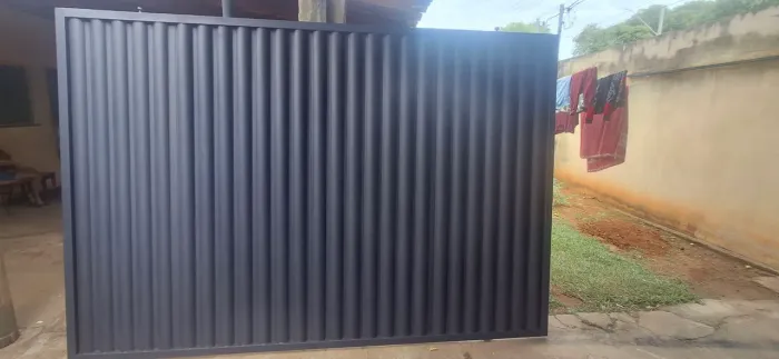 portão de 3,10 m x 2,10m