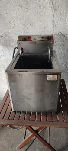 Fritadeira elétrica água e Óleo
