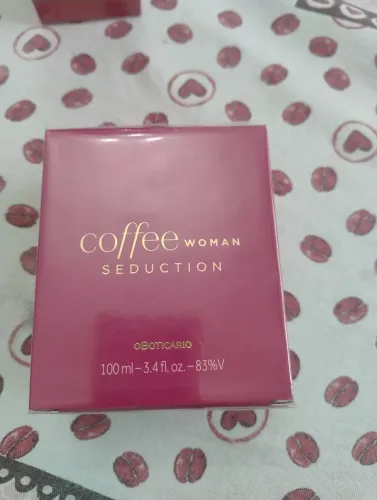 Kite perfume coffee Eudora e creme hidratante feminino 