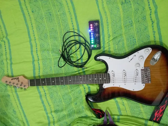 Guitarra winner com pedaleira cuvave