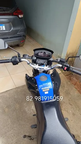 Moto Yamaha crosser 150