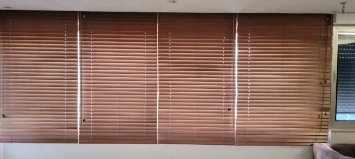 Persiana de Madeira Luxaflex