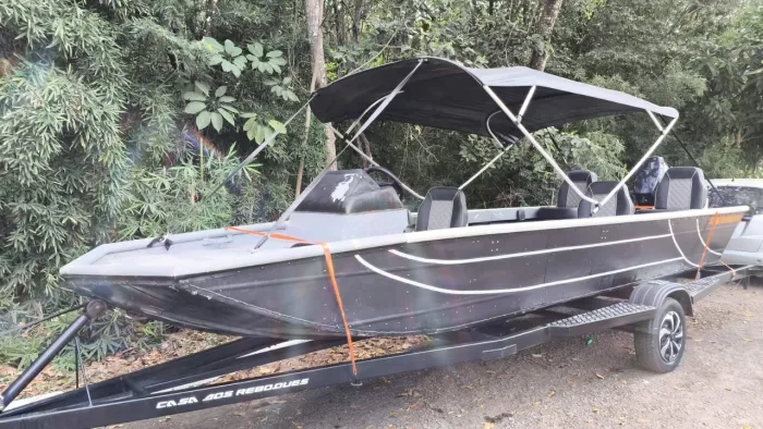 Barco semi novo conjunto 2025