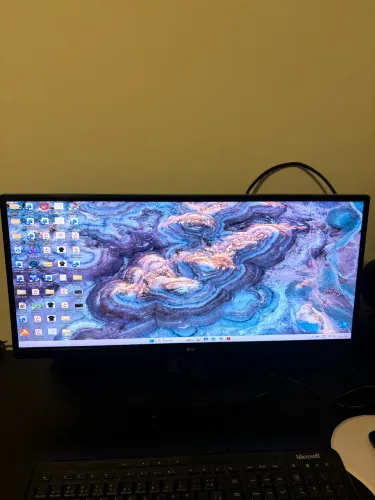 Monitor UltraWide 25 - LG (Novinho)