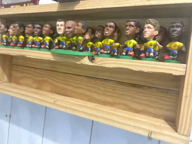Mini boneca da seleção de 94 / *