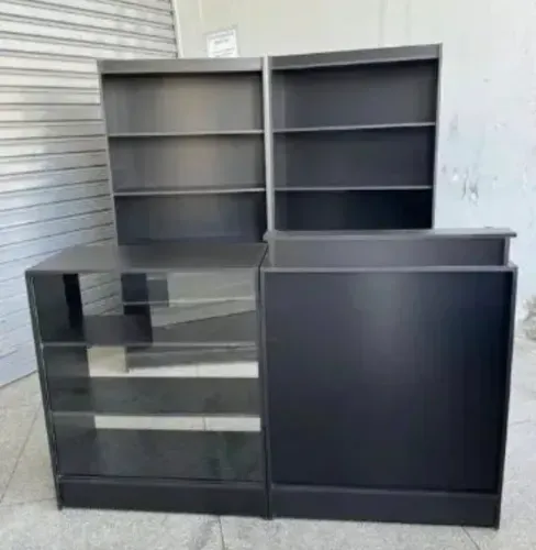 BALCÃO CAIXA + BALCÃO VITRINE + ESTANTES EXPOSITORES