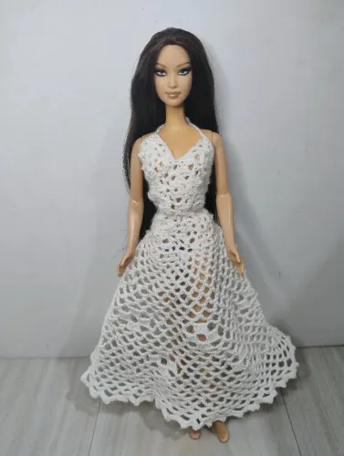 Vestido para boneca Barbie de crochê branco