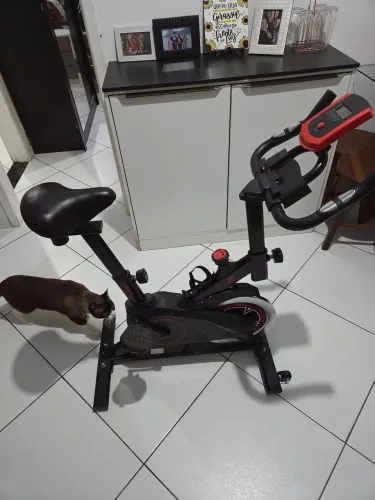 Bicicleta Spinning / Ergométrica - Ótimo estado