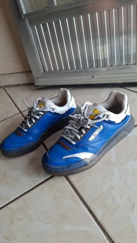 Tênis Reebok Power Rangers- T:34 (Edição Limitada)