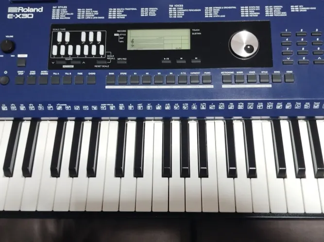 Roland Ex30 Teclado Arranjador