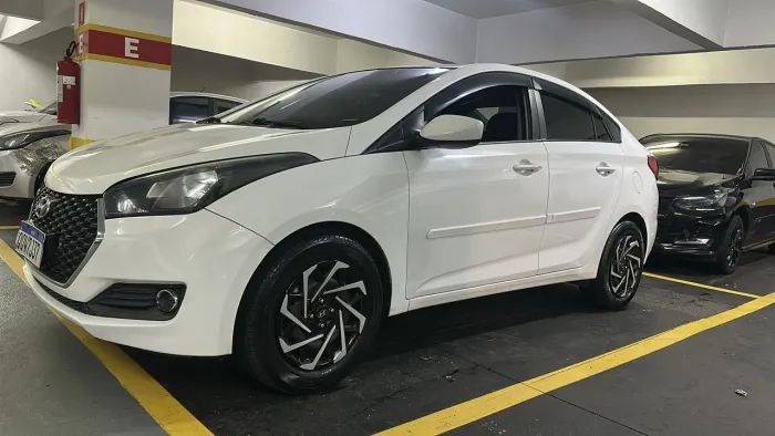 Hyundai HB20S Unique 1.0 Flex 12V Mec. 2019