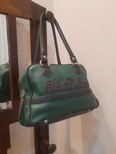 Bolsa ELLUS Deluxe de couro verde texturizado. Vintage.