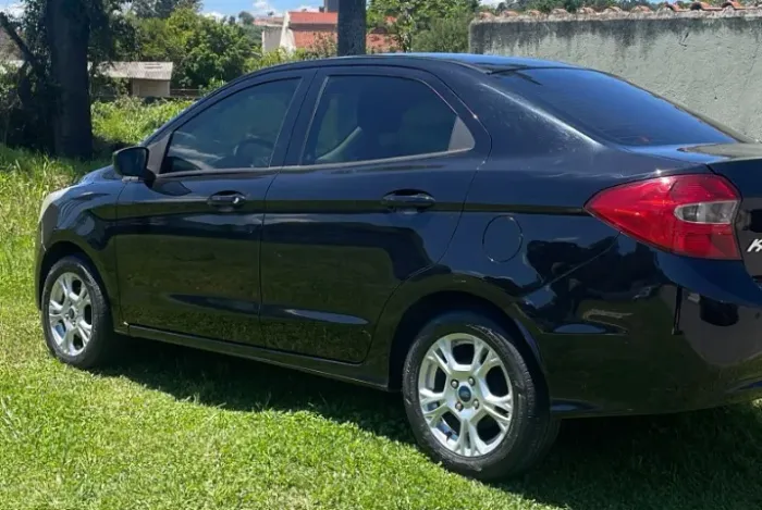 Ford KA+ Sedan 1.5 SEL 16V Flex 4P 2015