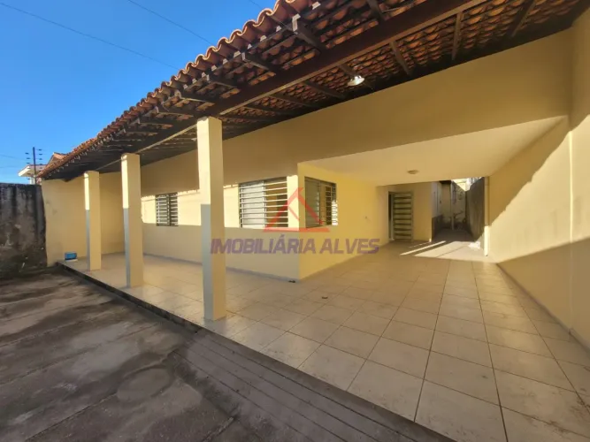 Casa em Horto - Teresina