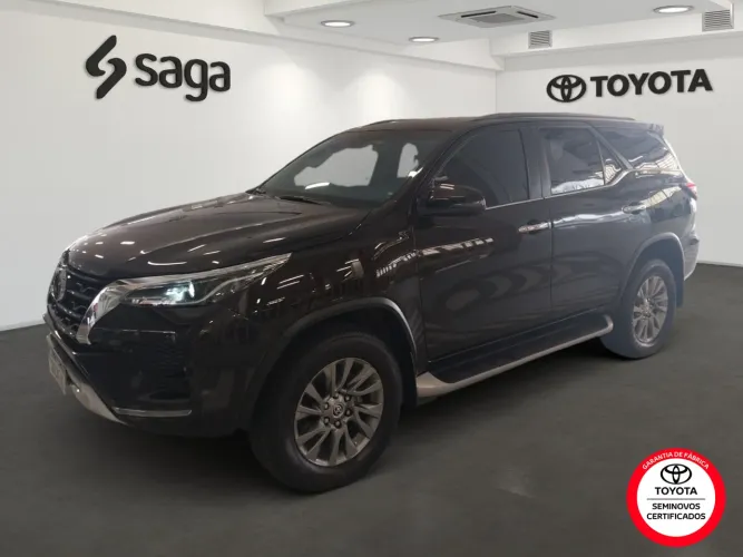 Toyota Hilux SW4 SRX 4X4 2.8 TDI 16V Dies. Aut. 2022