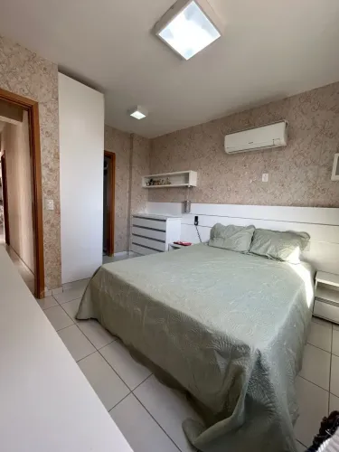 Oportunidade: Cama Queen Casal semi nova em excelente estado