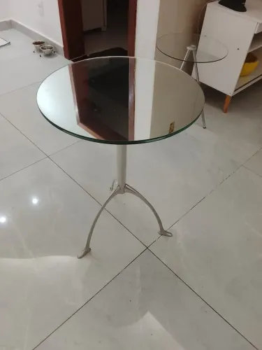 Mesa de canto espelhada 