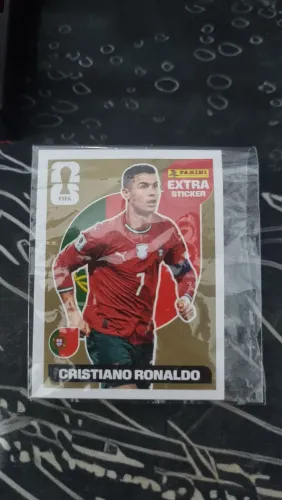 Figurinha Extra 2026 Gold do Cristiano Ronaldo No Plastico (Aceito Negociação)