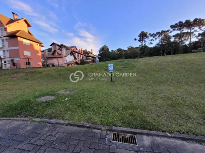 TERRENO À VENDA 1294 M² CONDOMINIO ALTOS PINHEIRO