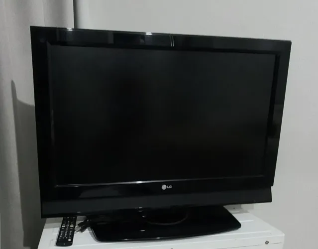 Tv LG 32 polegadas com conversor