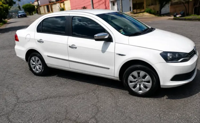 Volkswagen Voyage Trendline 1.6 T.flex 8V 4P 2016