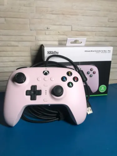Controle 8BitDo Ultimate Wired para Xbox e PC - Estado de Novo!