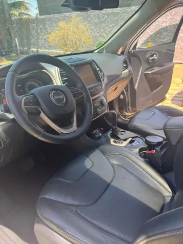 Jeep Cherokee Limited 3.2 4X4 V6 Aut. 2015