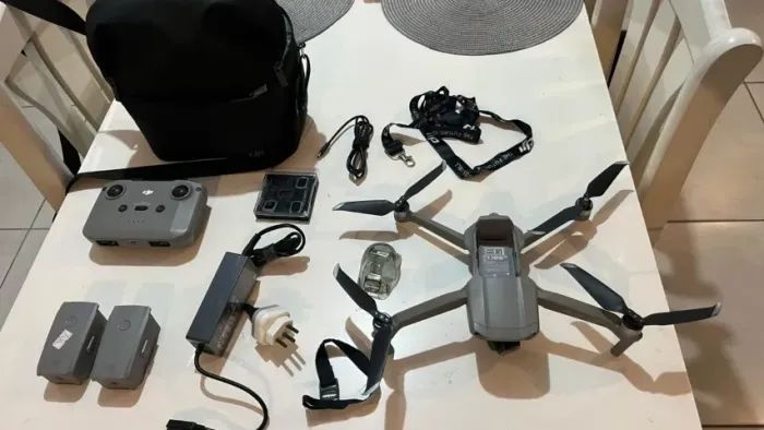 Drone Combo FlyMore DJI Mavic Air 2 Baterias + Acesorios