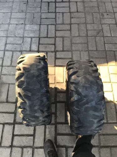 Pneus de quadriciclolos usado