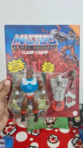 Motu Mestres do Universo Clamp Champ Retro