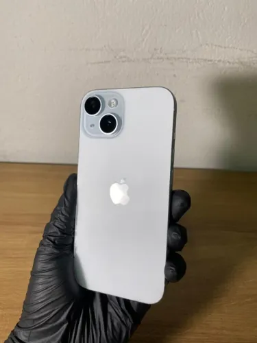 iPhone 15 - 128GB
